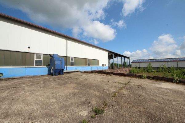 Halle 1 mit Außenlager 2 