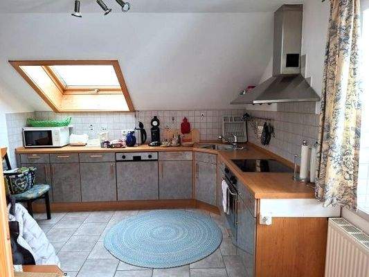 Küche im DG von WH 2 | Einbauküche inklusive | von hier haben Sie Zugang in den Ess| WO Bereich