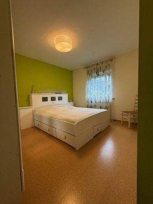 Schlafzimmer1
