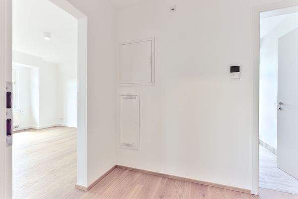 Wohnung-2.OG_2_01_Eingang