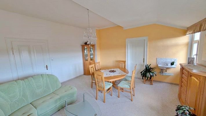 Wohnzimmer Ansicht 2