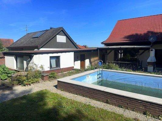 EFH mit Nebengebäude