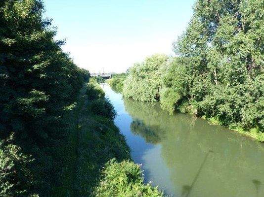 Ein paar Schritte bis in die Natur.