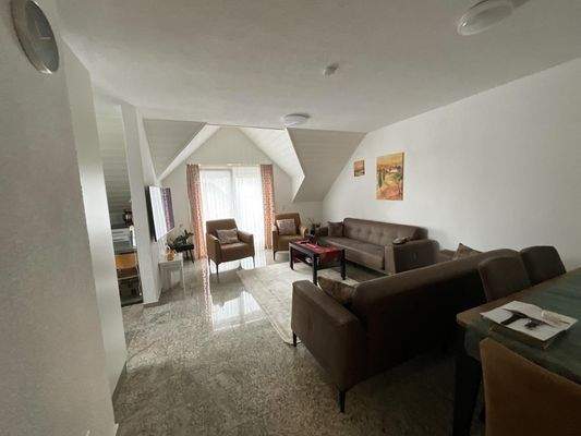 Wohn-/Esszimmer Maisonettewhg.