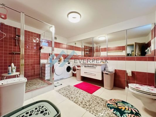 Badezimmer UG