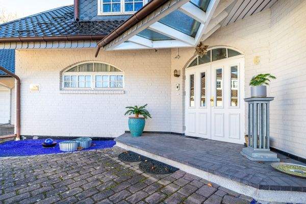 DI - Forbes Global Properties