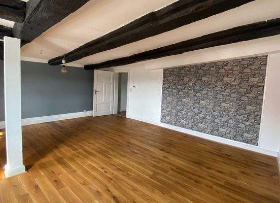 Wohnzimmer 3.OG (1).jpg