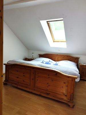 40) Wohnung III Schlafzimmer (5).jpg