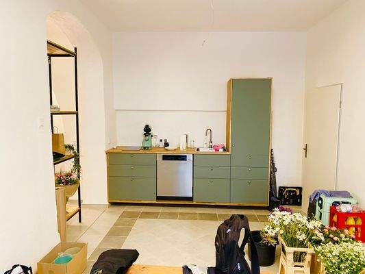 Küchenraum mit EBK
