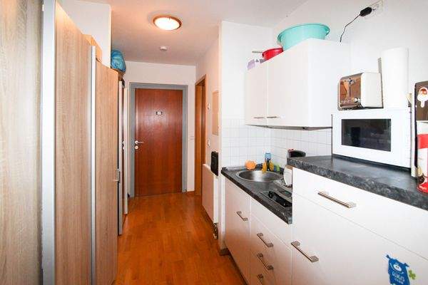 Flur und offene Küche