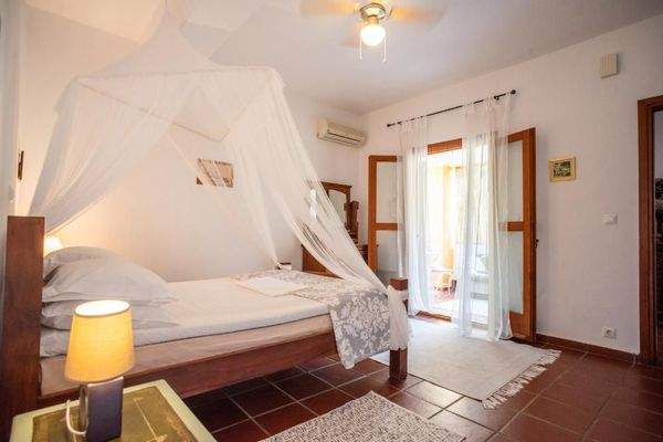 Kreta, Xamoudochori: Idyllische Residenz mit Apartments und Olivenhain zu verkaufen