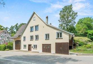 Aussenansicht aufs Wohnhaus