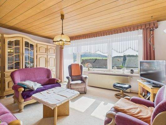 CAM01223G0-PR0148-STILL028