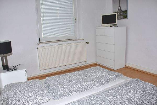 9 Schlafzimmer
