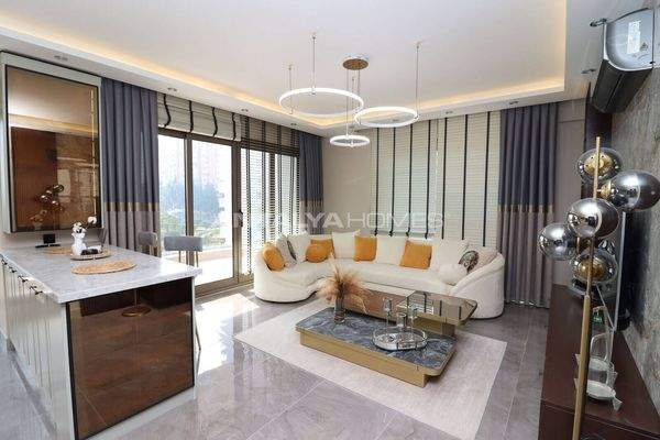 Flats with City and Sea Views in Mersin Tomuk