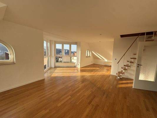 offener Wohn- und Küchenbereich