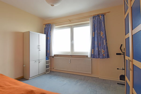 Geräumiges Schlafzimmer