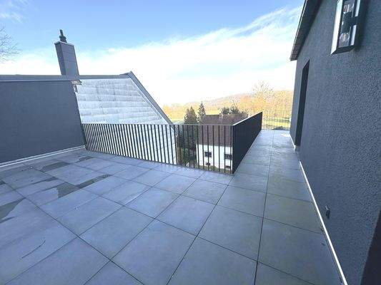 Balkon und Dachterrasse