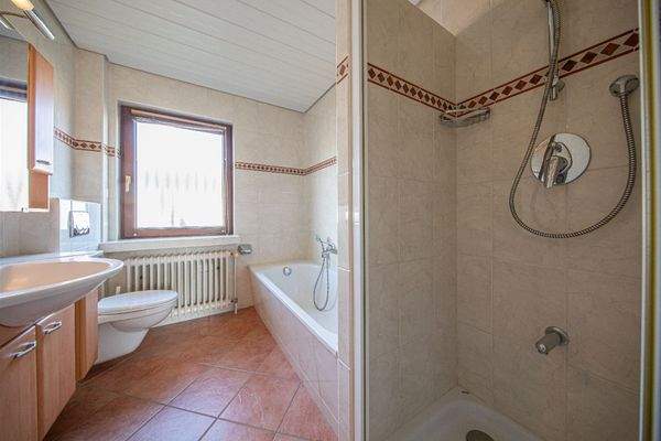 Erdgeschoss - Vollbad