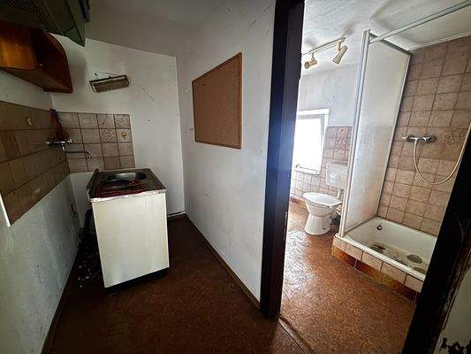 DG WHG Nr.4 Küche und Badezimmer