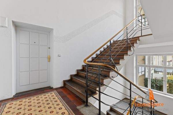 Gepflegter Treppenaufgang