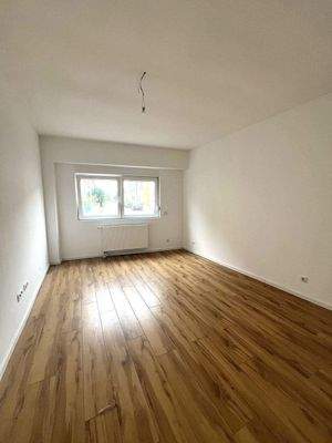 Wohn-/Esszimmer Whg EG