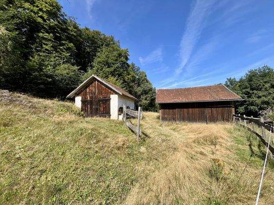 Traktor Garage und Pferdestall