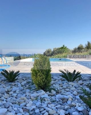 Villa Pool Dramia (6)