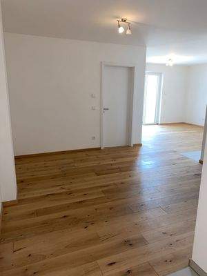 Wohn-Essbereich mit Küche (3).jpeg