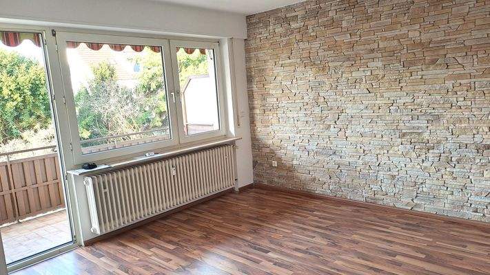 Balkon und Platz im Wohnzimmer