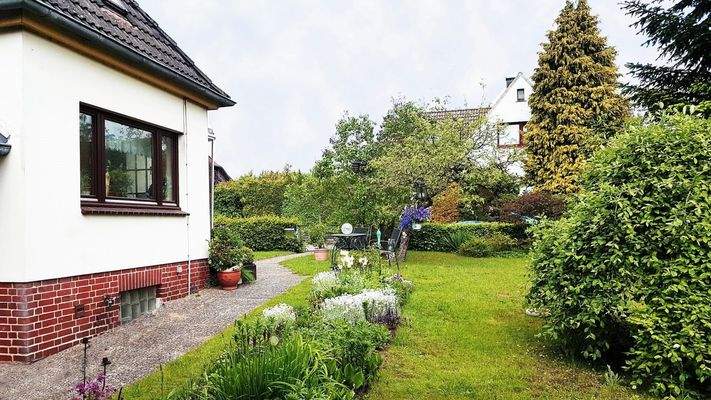 Blick auf denn vorderen Garten