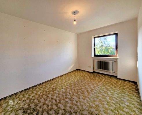 Geräumiges helles Kinderzimmer 2