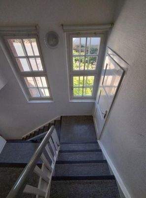 Treppenaufgang zum OG (WC)