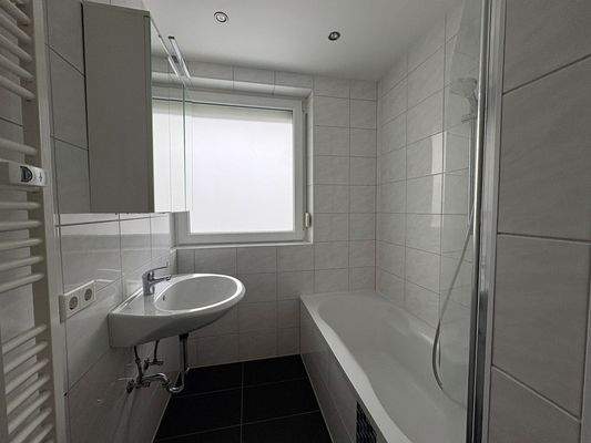 Badezimmer mit Wanne