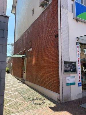 Hausdurchgang hoch von Norden.jpg