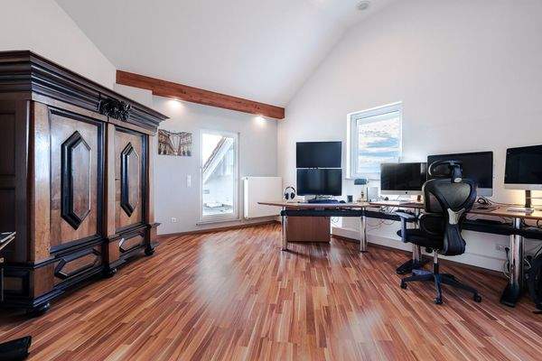 Dachstudio mit Loggia