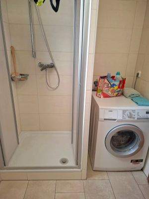 Bluhof 204 Bad 2.jpg