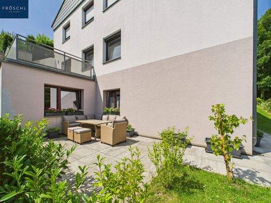 Terrasse mit Essbereich