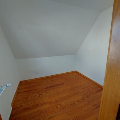 Zimmer 1 OG