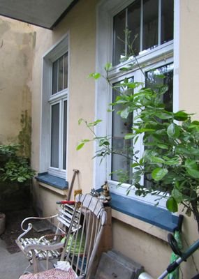 Der hintere Terrassenbereich der 3 Zimmerwohnung