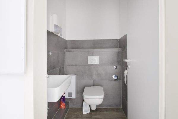 Modernes WC