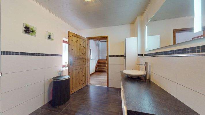 Badezimmer Erdgeschoss