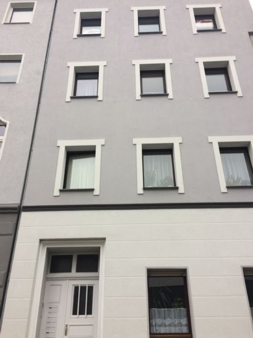 Schöne neur enovierte 2,5 Raum Wohnung in Duisburg (Dellviertel)