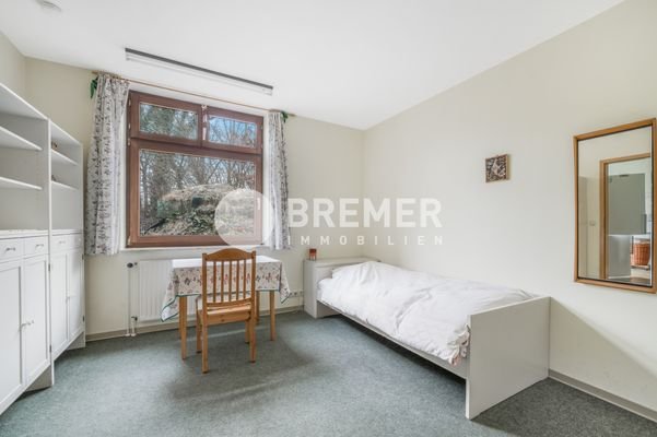 Zimmer EG hinten