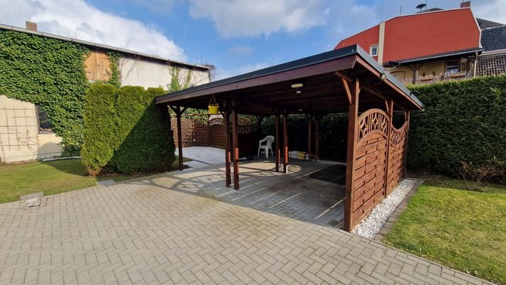 Carport & Sitzecke