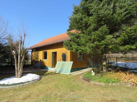 Südostansicht Halle