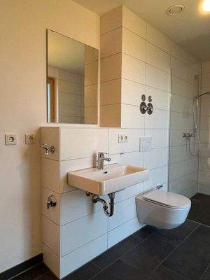 Waschmaschinenanschluss im Duschbad/WC