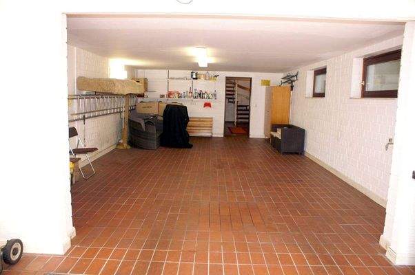 Doppelgarage hinterer Teil.JPG