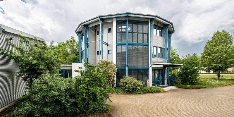 DIR-075_Gruensfeld_nah-3-2048x1024