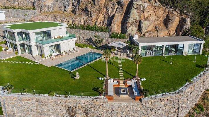 Sea View Houses with Private Beach in Bodrum Mugla